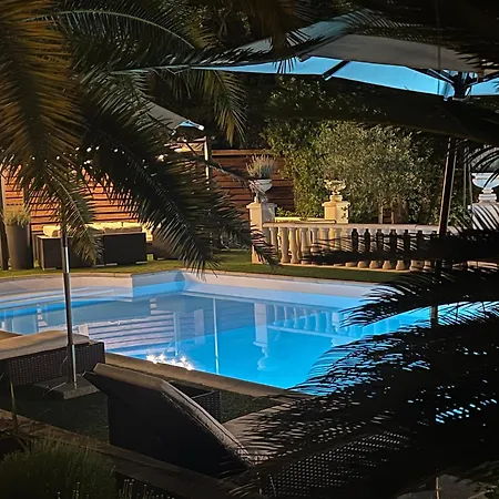ヴィラ De L'alliance - 12 P - Air Cond - Private Pool - Near Grignan *